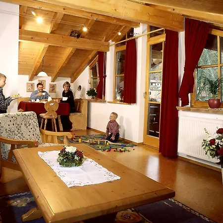 Kaiserfeld Apartment *